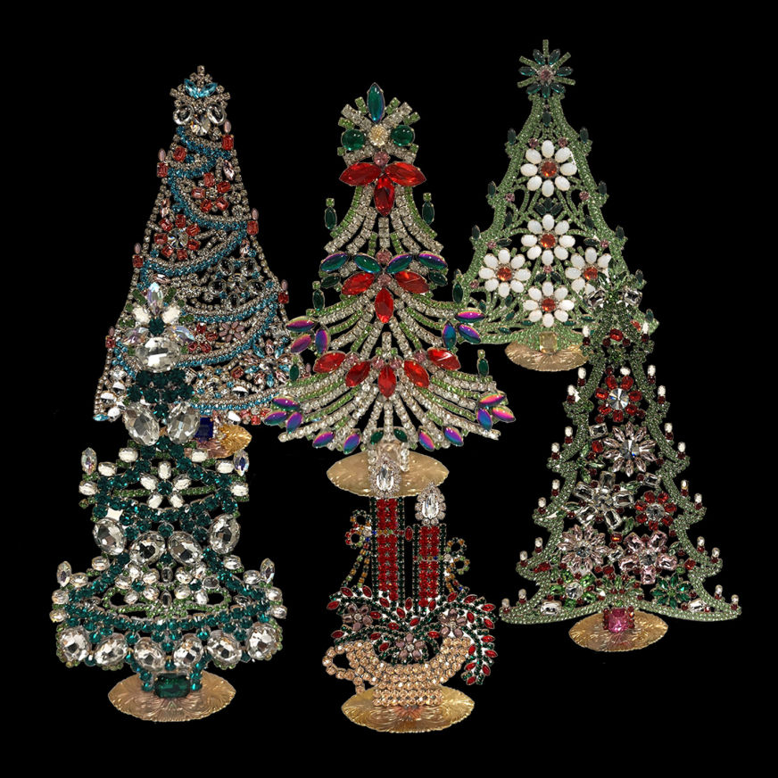 Christmas trees - 3D brooch stands David Husár Bijoux - HUSAR.D Jablonec nad Nisou Czech Republic